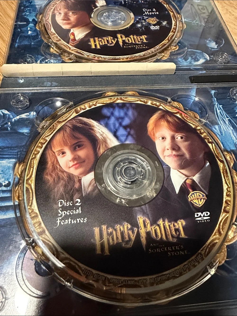 Warner Bros. Harry Potter DVD Disc - Blue & Gold Artwork
